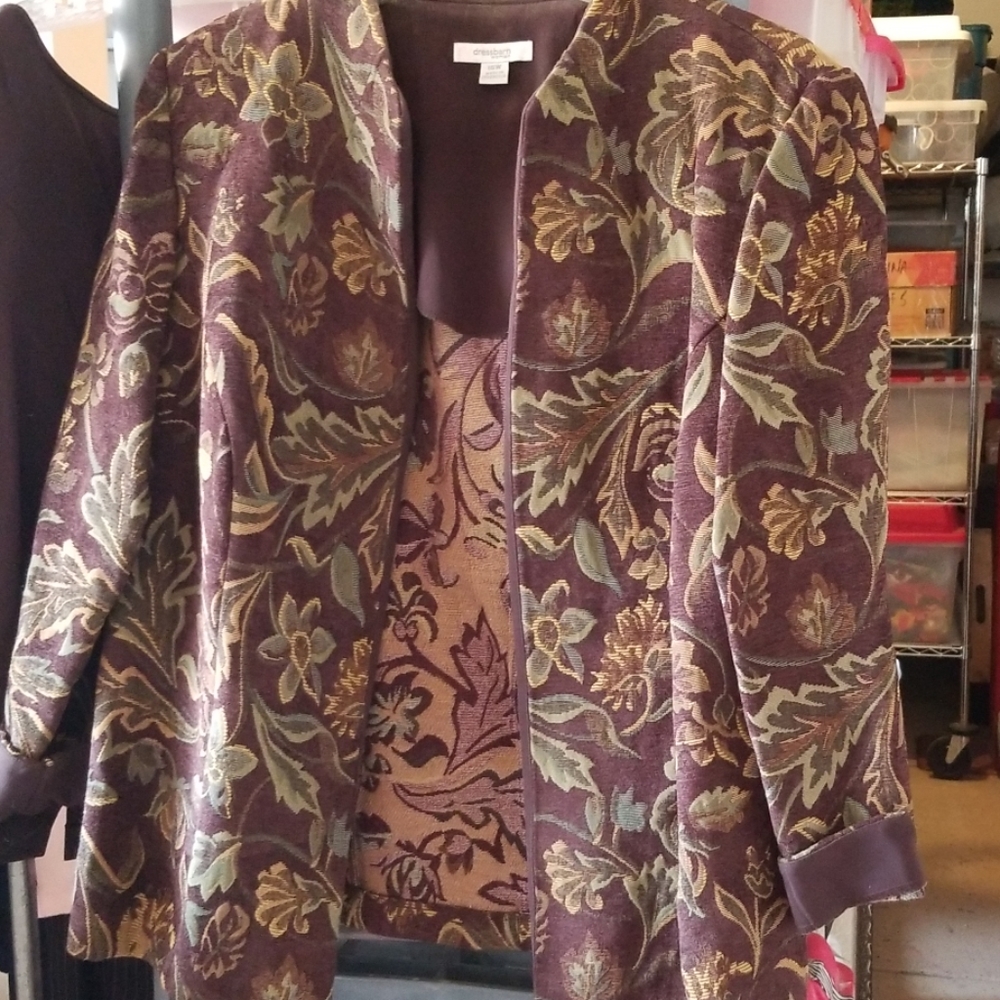 Jacket with shell